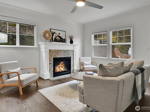 4th image of 1800 10th Avenue W #1800