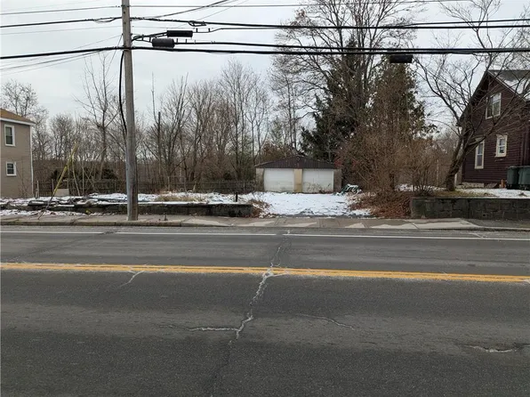 420 Washington St, Coventry, RI 02816