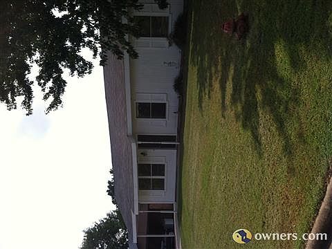 Front view of property
