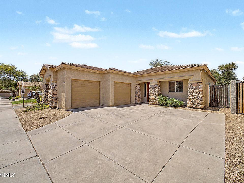 1st image of 890 E CHRISTINE Place