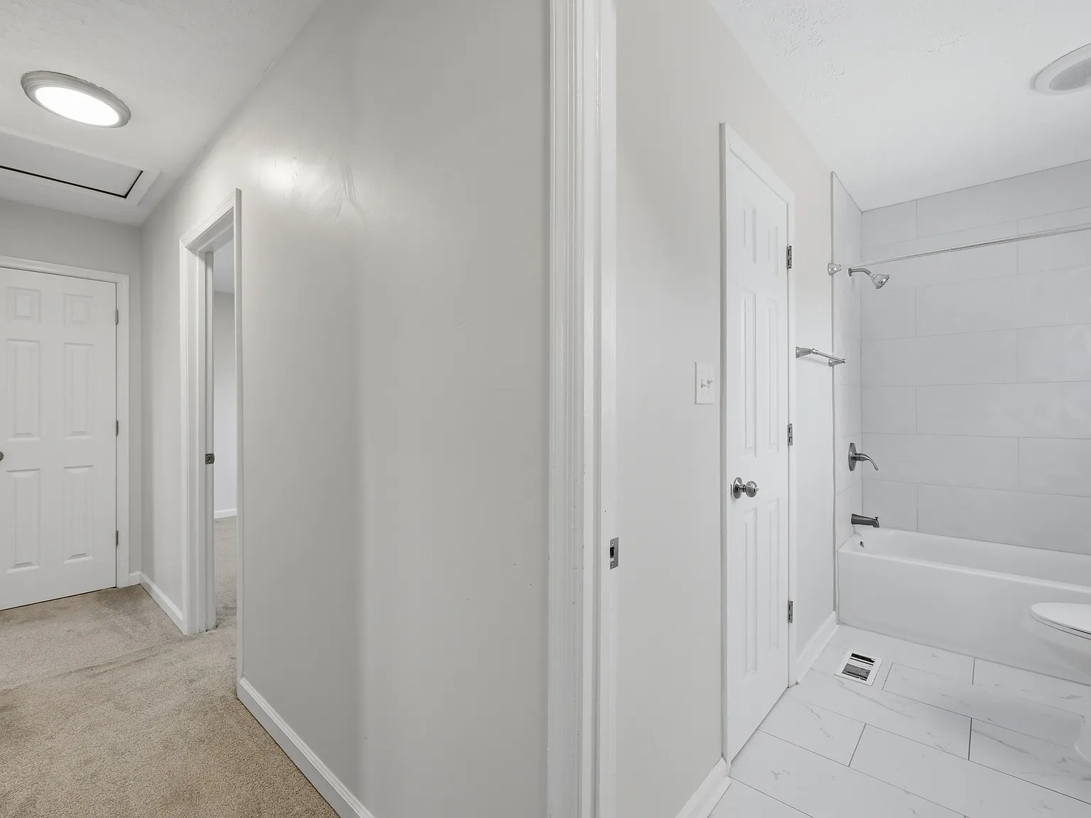3 bed, 2.5 bath, 1262 sqft, $2,300 — Photo 4