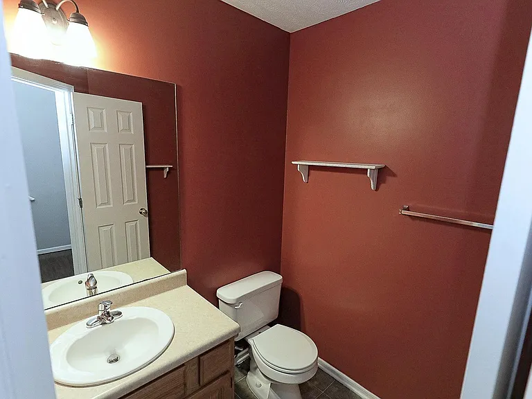 8805 Venice Ln — Photo 12