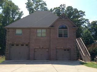 6372 Tuggle Dr, Buford, GA