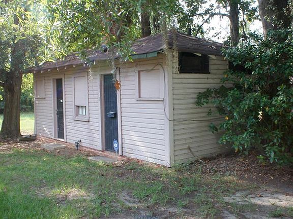 4th image of 5231 E Palmetto St