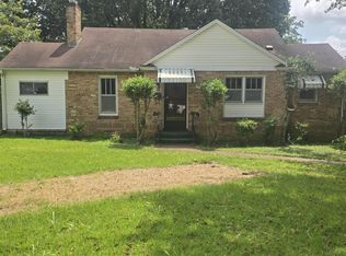 1284 Campbell St, Jackson, TN 38301
