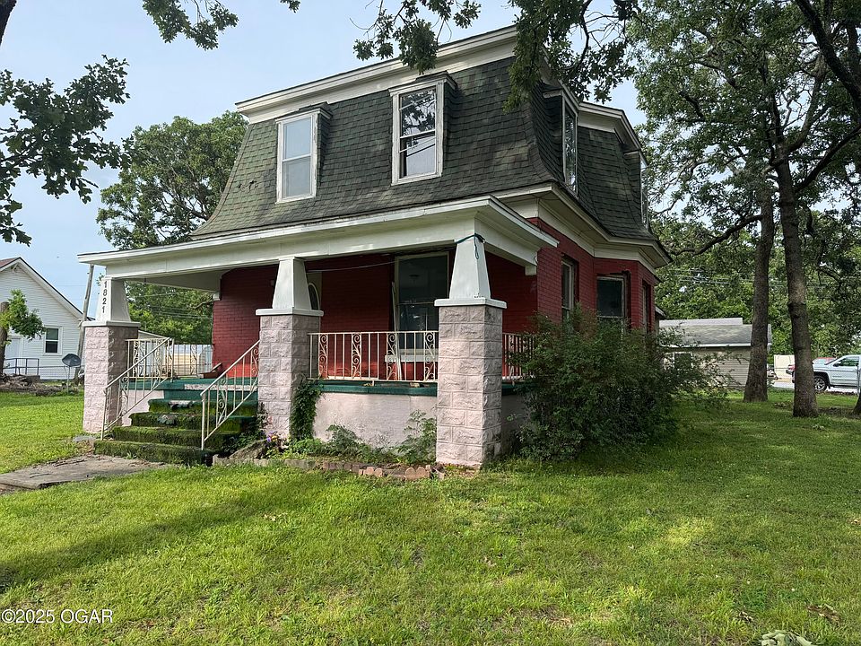 1st image of 1821 S Main St