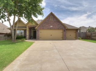 1717 E Jacksonville St, Broken Arrow, OK 74012