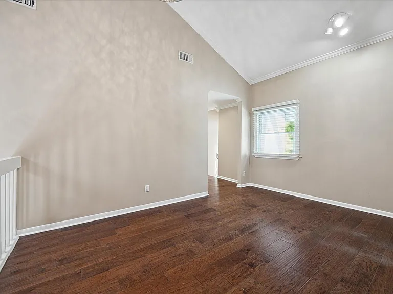 3302 Chris Dr — Photo 19