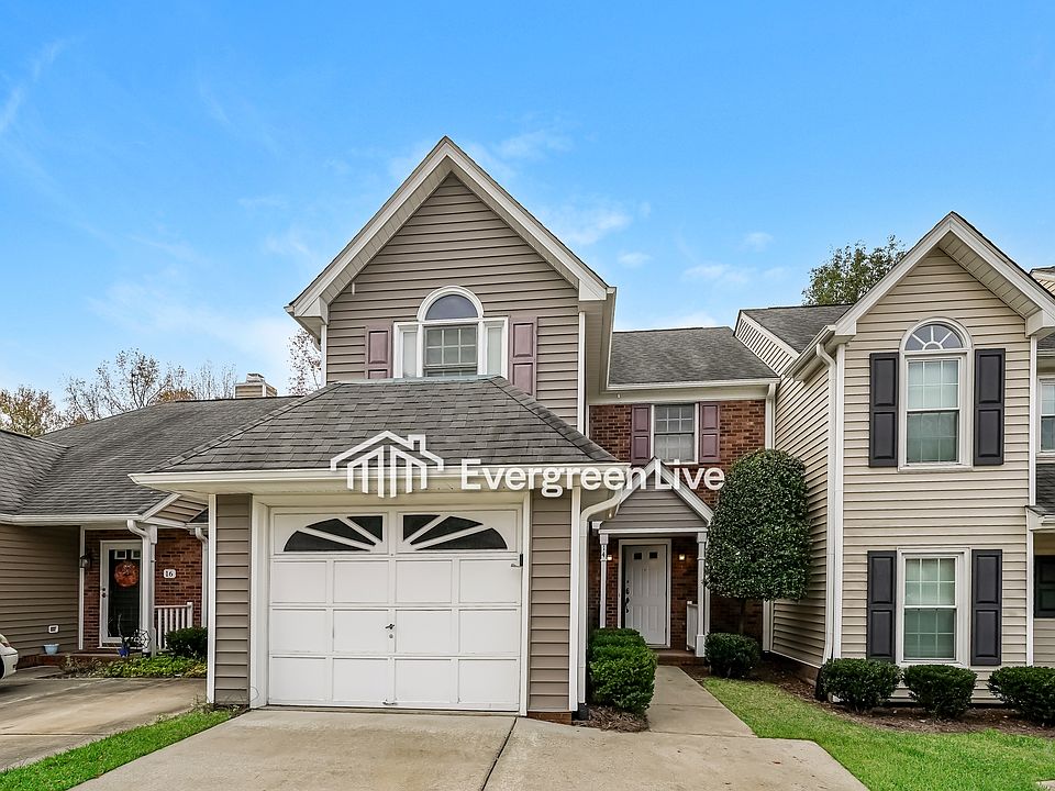 1st image of 14 Cedar Knoll Dr
