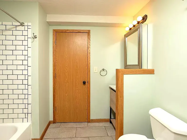 1951 Fox Valley Dr SW — Photo 11