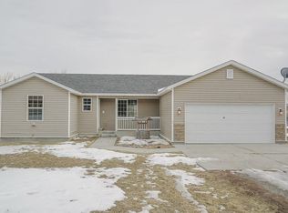 405 S 2nd St, Bridger, MT 59014