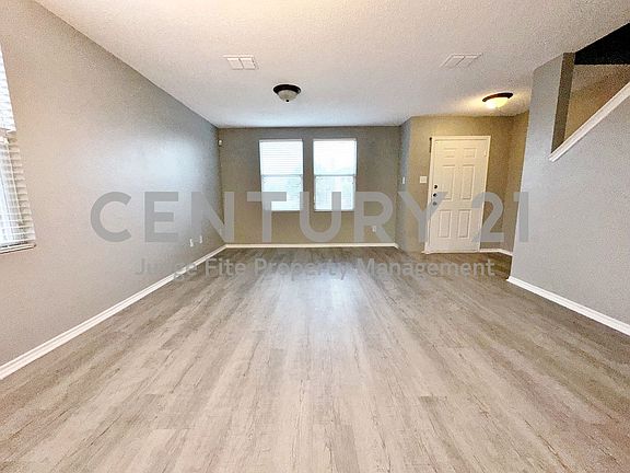 2nd image of 2600 Annalea Ln