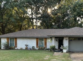 3237 Pinehaven Ln, Haughton, LA 71037
