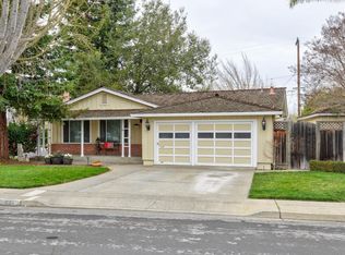 694 Drucilla Dr, Mountain View, CA 94040