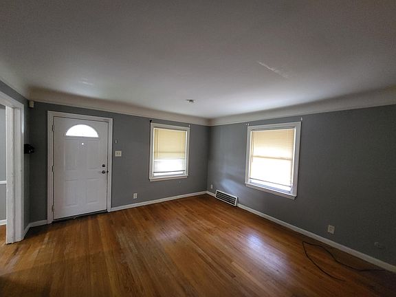 4th image of 20237 Kingsville St