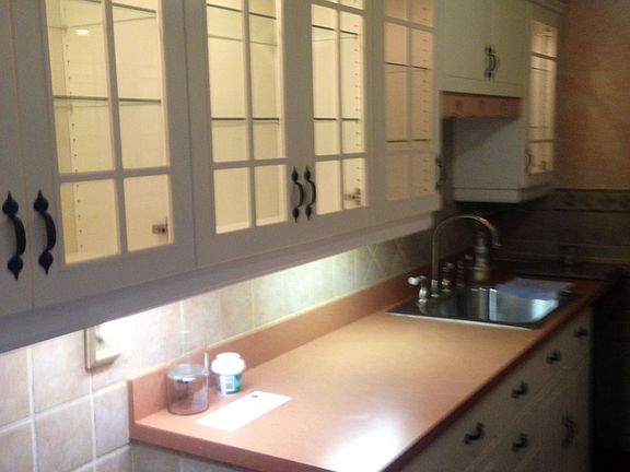3rd image of 1120 Warburton Ave APT 4D