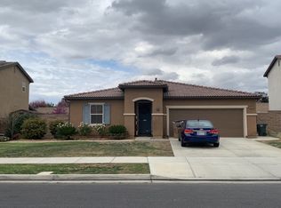 10328 Riata Ln, Bakersfield, CA 93306