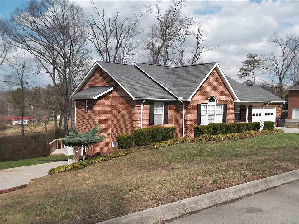 1st image of 8162 Cross Creek Dr