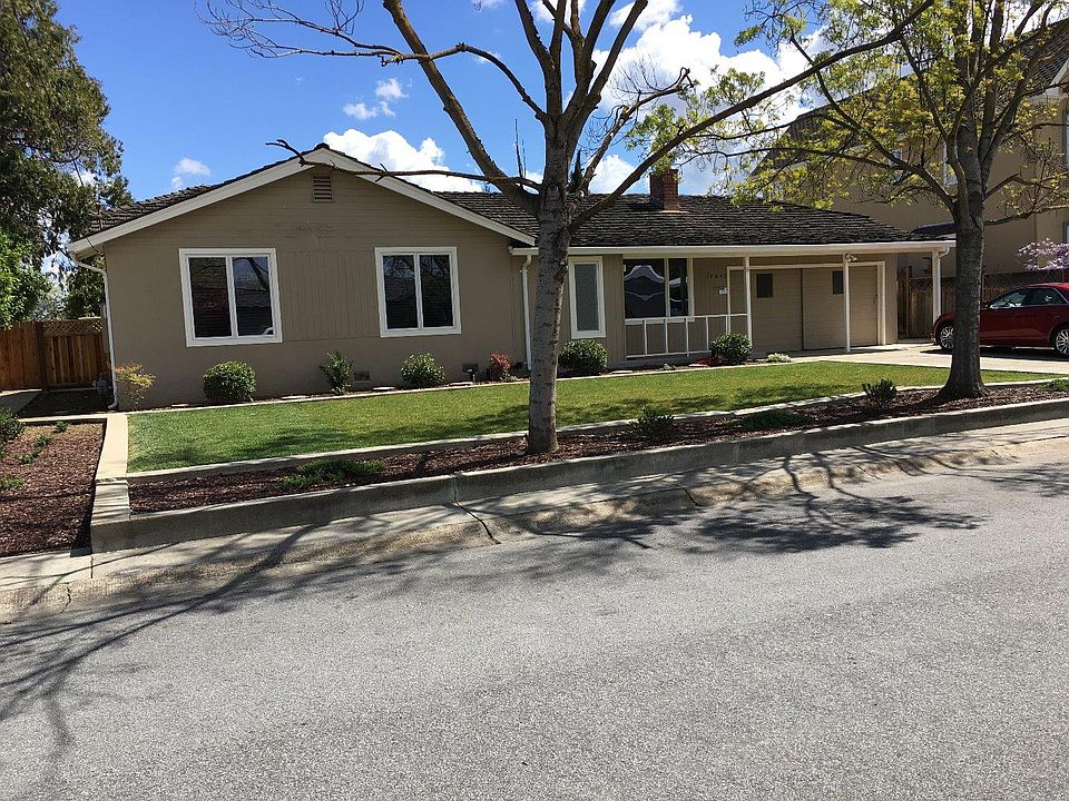 1st image of 14842 Holden Way