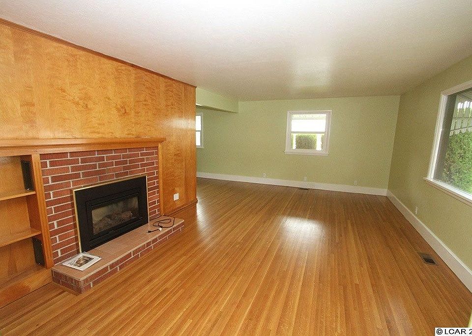 2nd image of 1149 6th St
