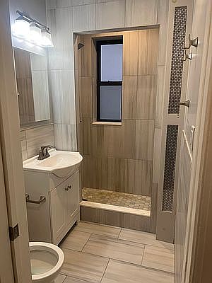 5th image of 3415 37th Ave APT 8