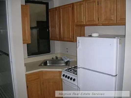 Rented by Magnum Realty Holdings, LLC | media 1