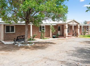 6916 Ray Ln SW, Albuquerque, NM 87121