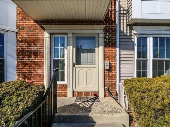 3305 French Dr, Bridgewater, NJ 08807