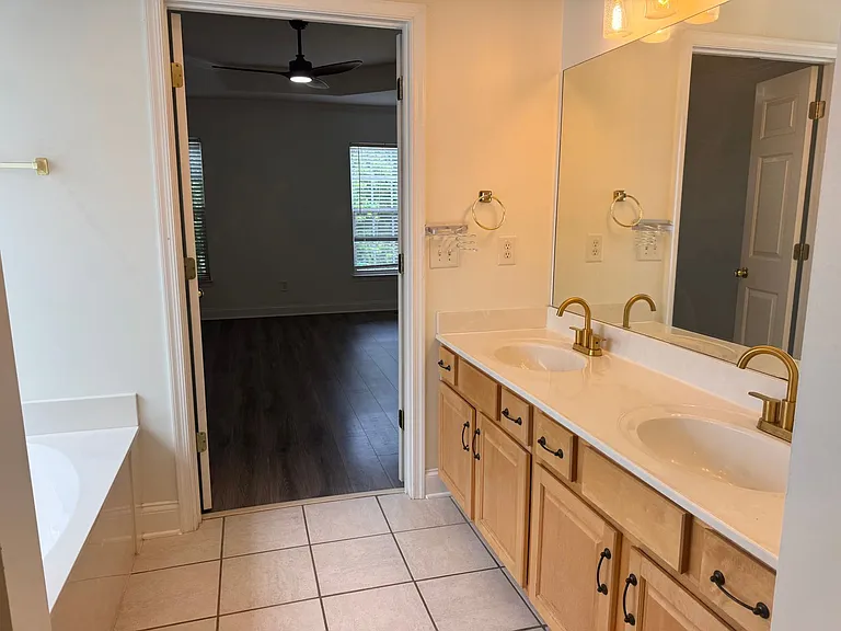 1316 Sweetwater Dr — Photo 25