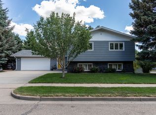 1909 N 20th St, Bismarck, ND 58501