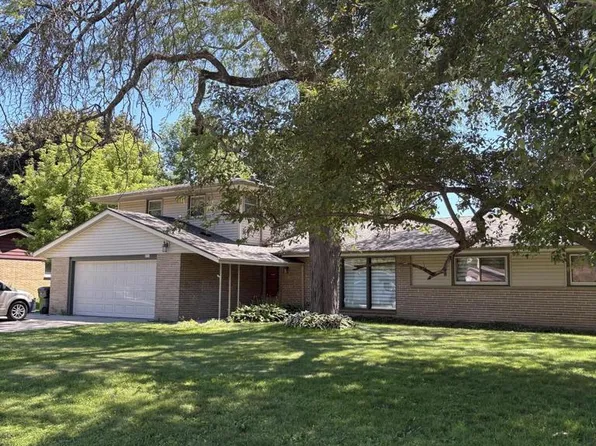 6964 N Braeburn LANE, Glendale, WI 53209