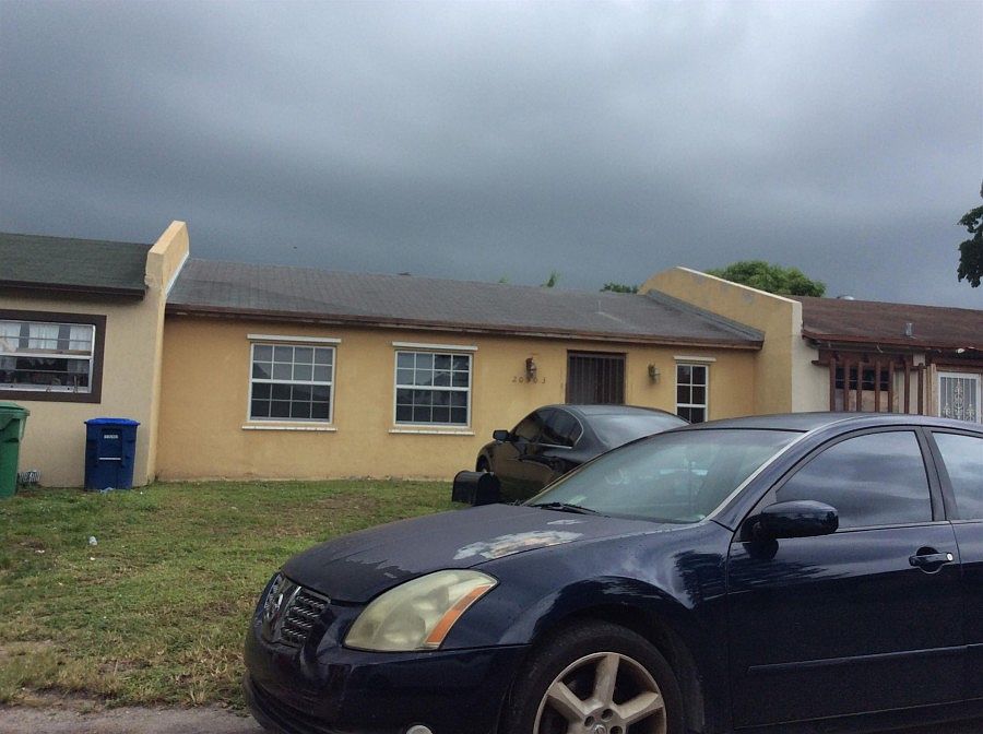 1st image of 20303 NW 28th Ct