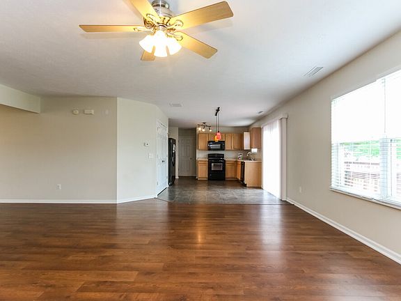 2nd image of 1685 Cedar Mill Dr