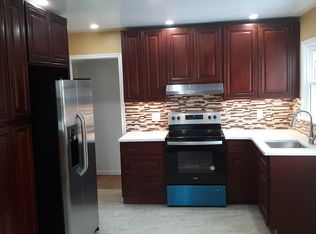 262 Old Mamaroneck Rd, White Plains, NY 10605