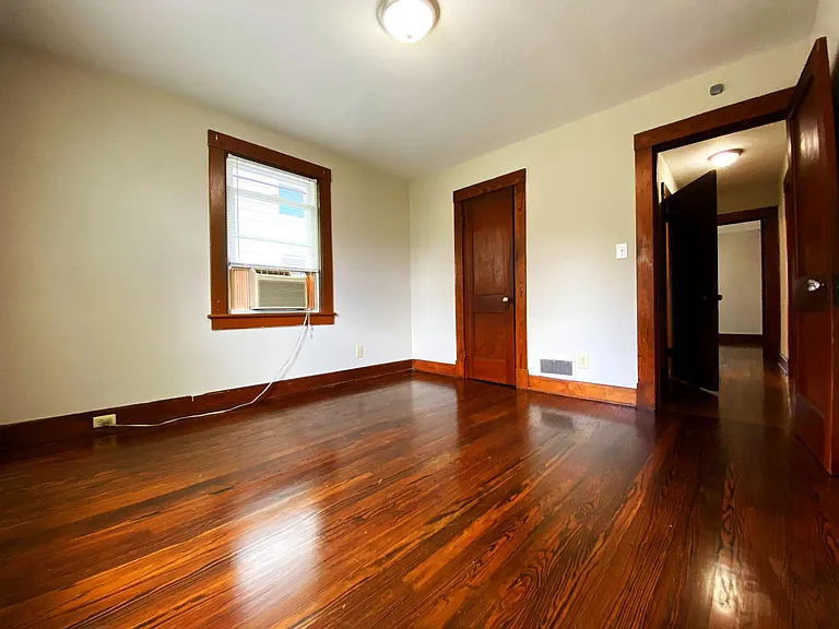 610 Sherwood Ave — Photo 17