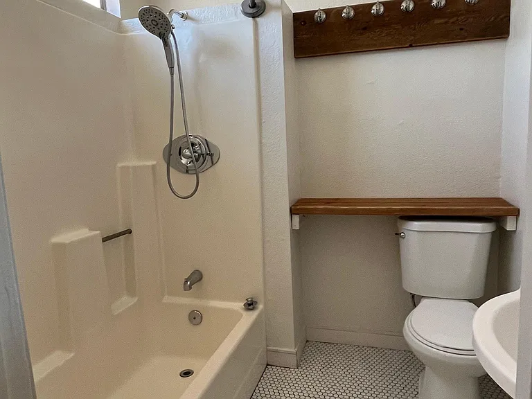 Tub/shower