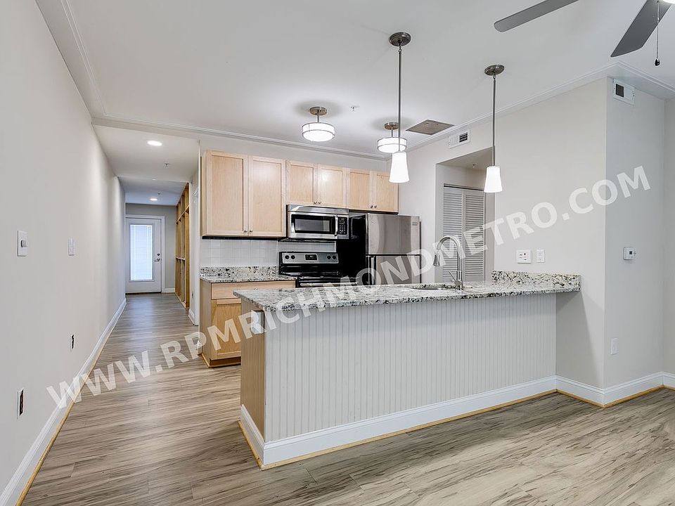1st image of 1710 E Franklin St APT 3
