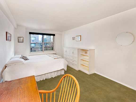 4th image of 436 E 84th St #10G