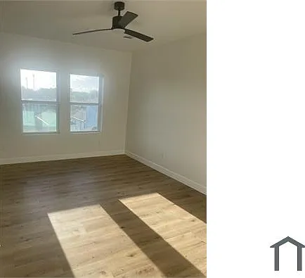 3 bed, 1362 sqft, $2,100 — Photo 4