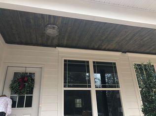 9010 Bayhill Dr, Gainesville, GA 30506