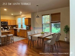 253 SW 105th Ter, Portland, OR 97225