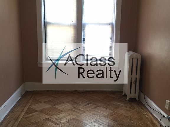 2nd image of 3005 47th St #F2