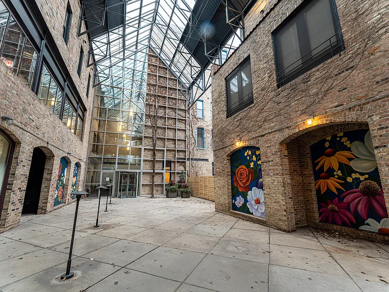 Cobbler Square Lofts — Photo 45