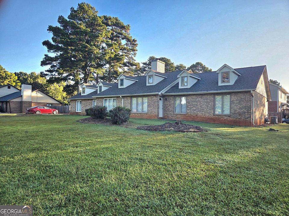 1st image of 2118 Fieldstone View Ct SE