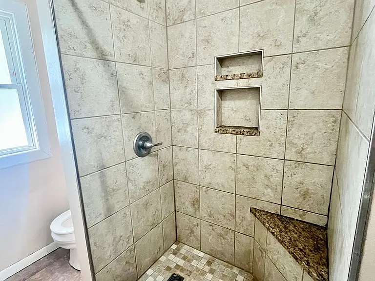 443 Walnut St — Photo 7