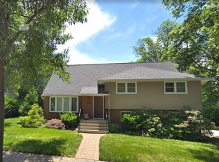 550 W Englewood Ave, Teaneck, NJ 07666