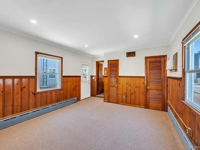 389 Hamilton Ave — Photo 10