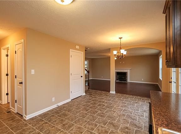 4th image of 103 Liberty Park Lot 103
