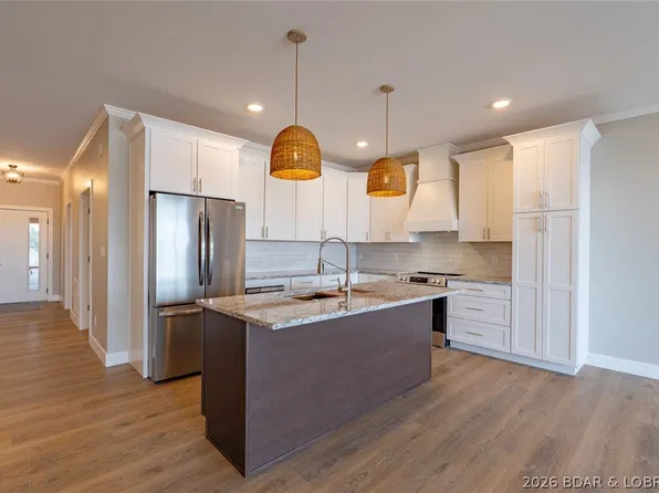 4925 Robins Cir #4B, Osage Beach, MO 65065