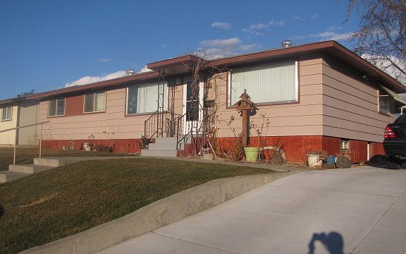 5th image of 2111 N 19th Dr